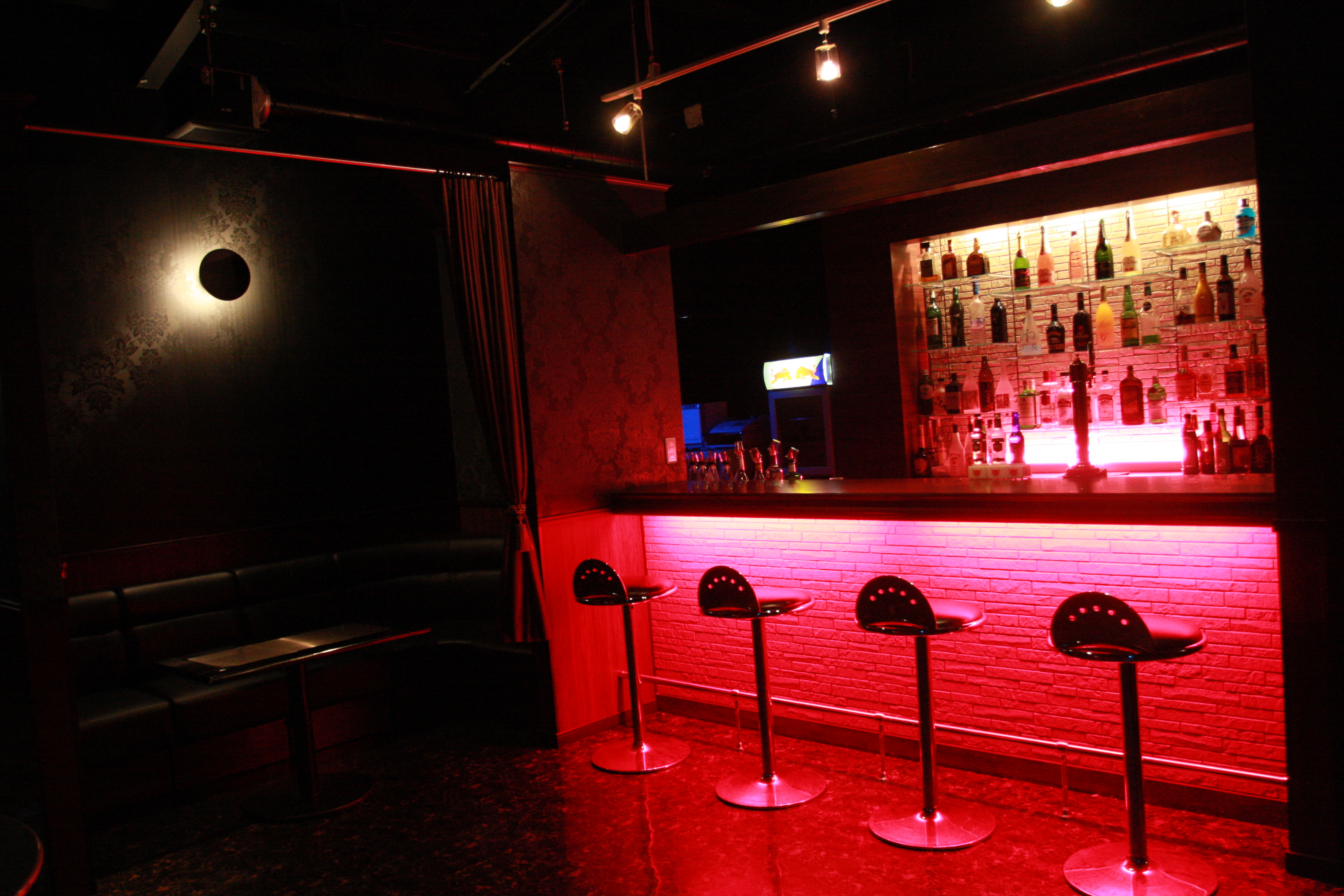 CLUB SOUTH BBC�l�X�܉�������