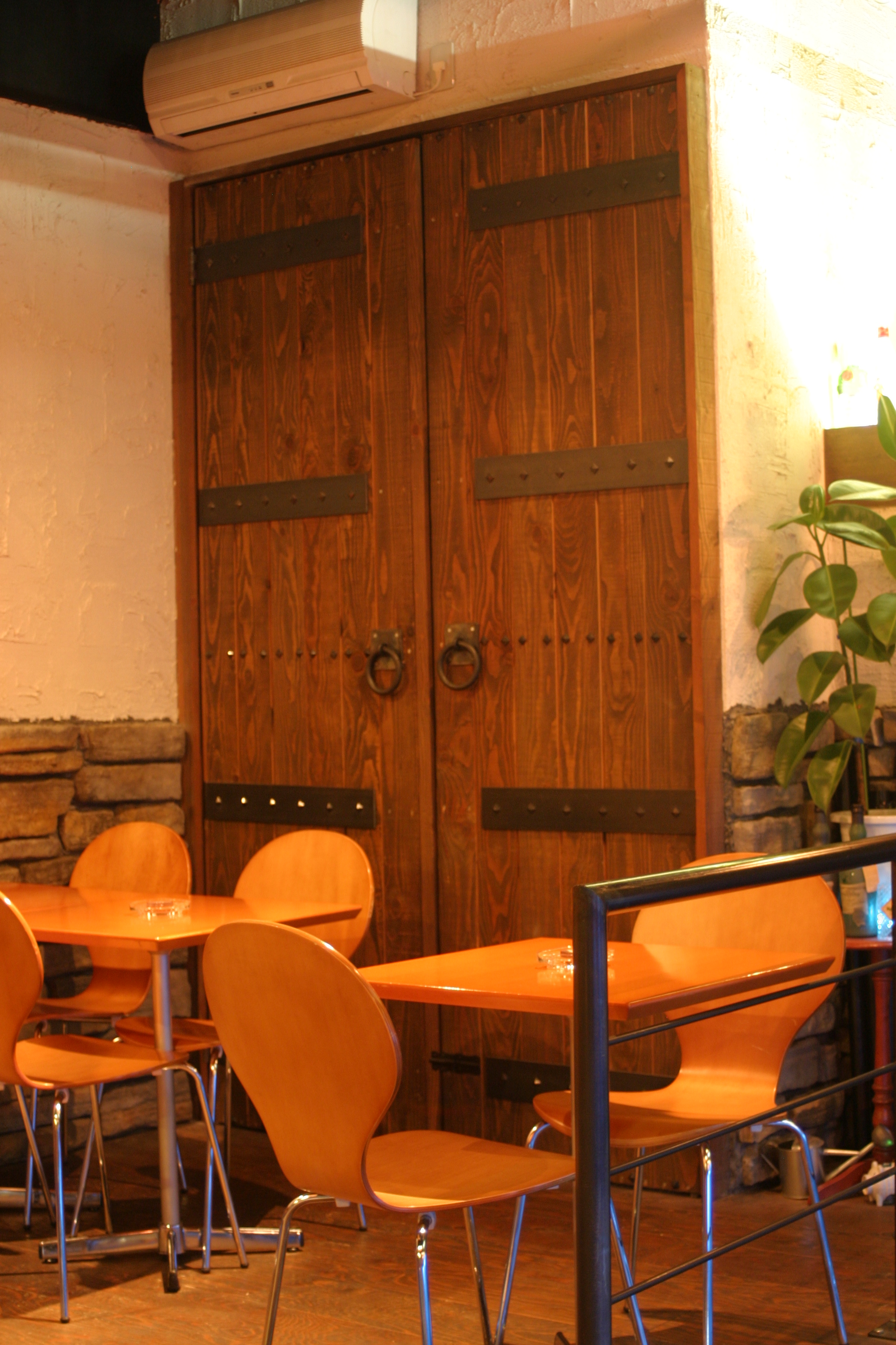 Bar ECCENTRIC様店舗改装物件